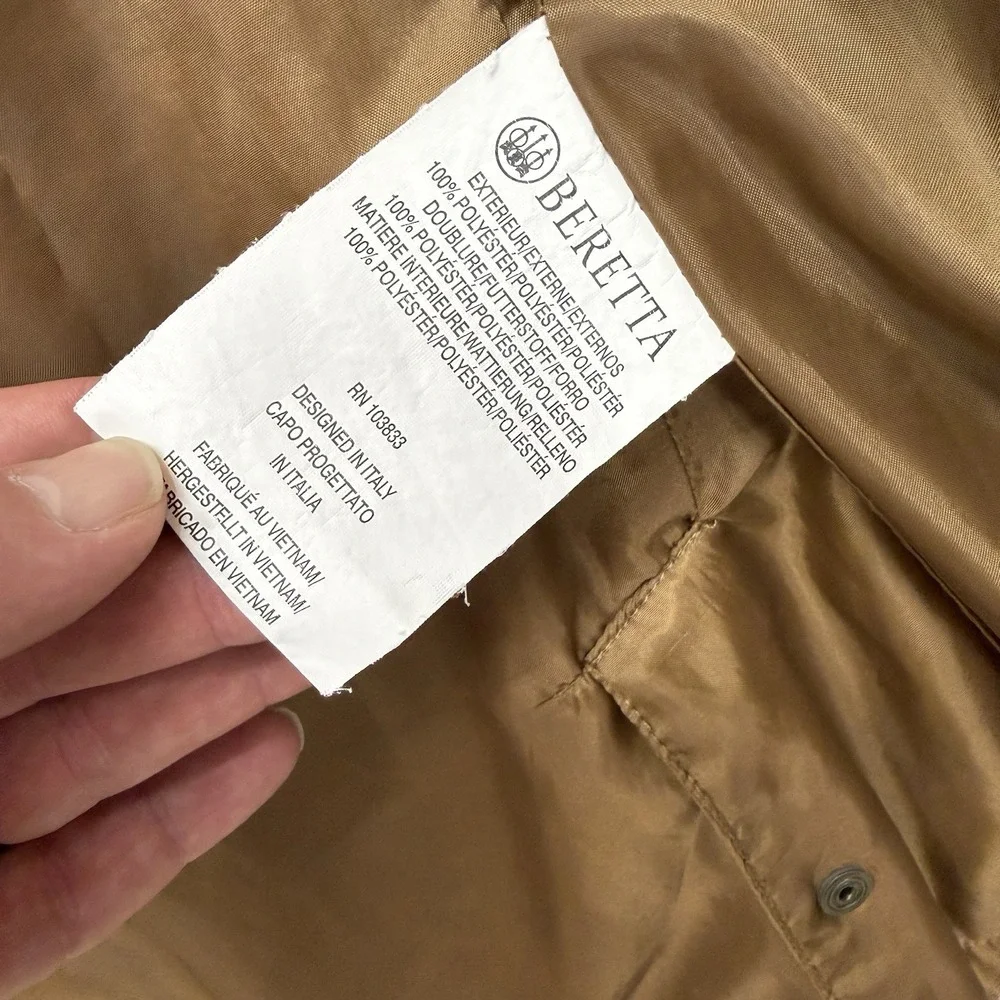 Beretta quilted zip & button up light field jacket Mens Large w/ loose stitching